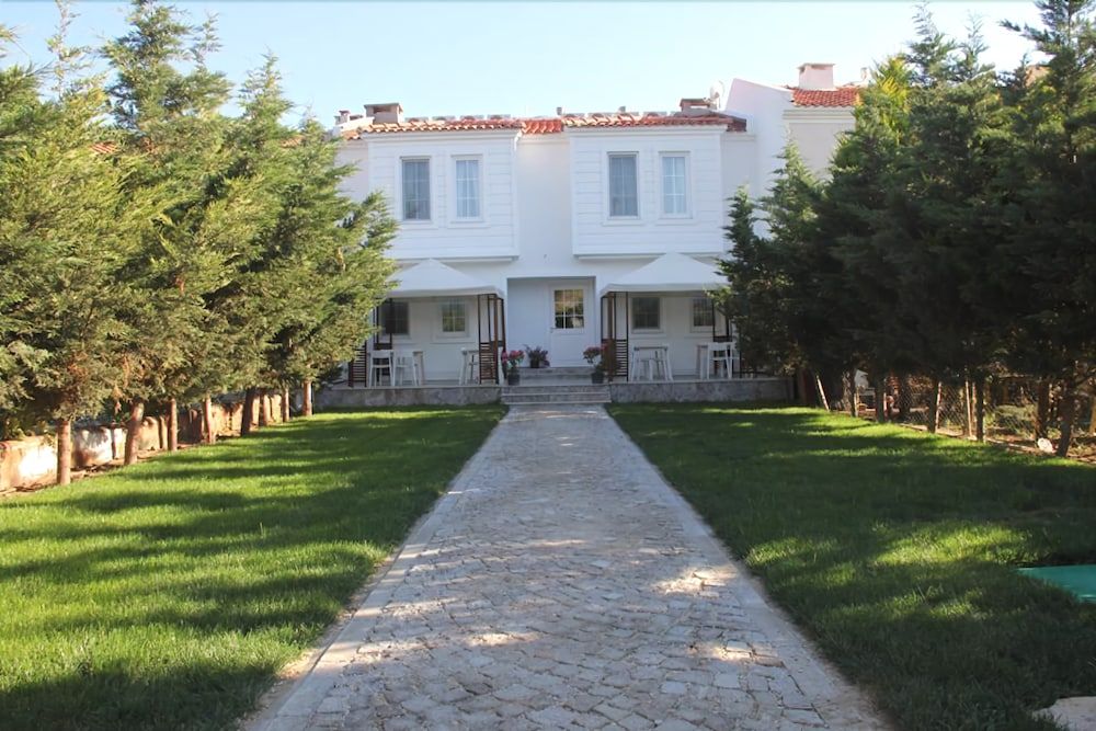 Helinda Butik Otel — Bozcaada