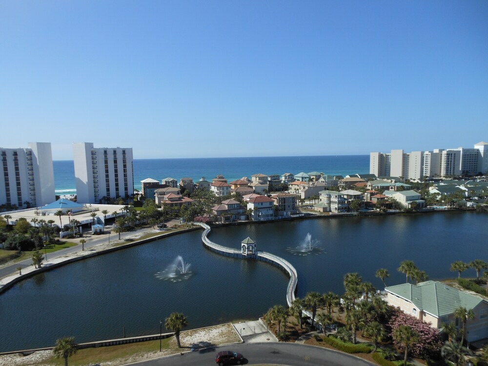Pelican Beach Resort - photo 70