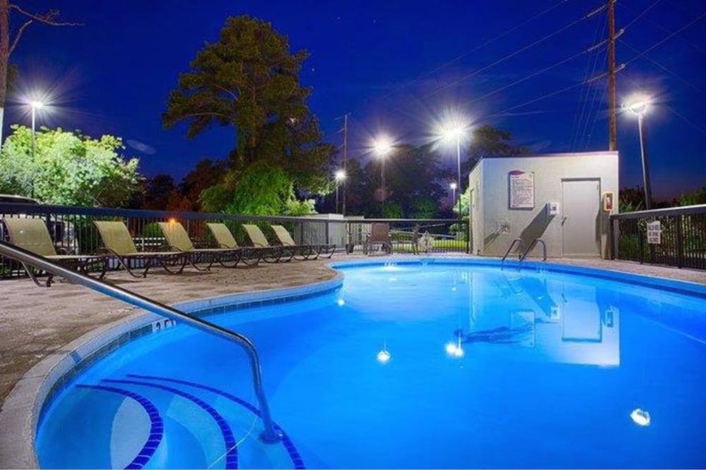 Baymont Inn And Suites Myrtle Beach - photo 25