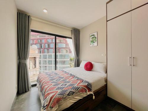 Modern Apartment in Westlake — 4-Star Luxury Hotel in Hanoi, Vietnam