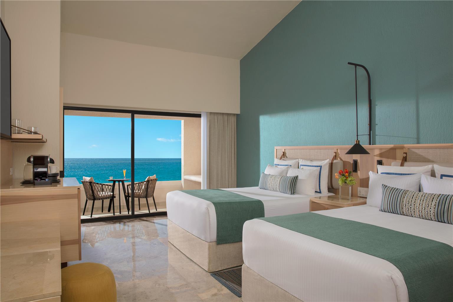 Guest room