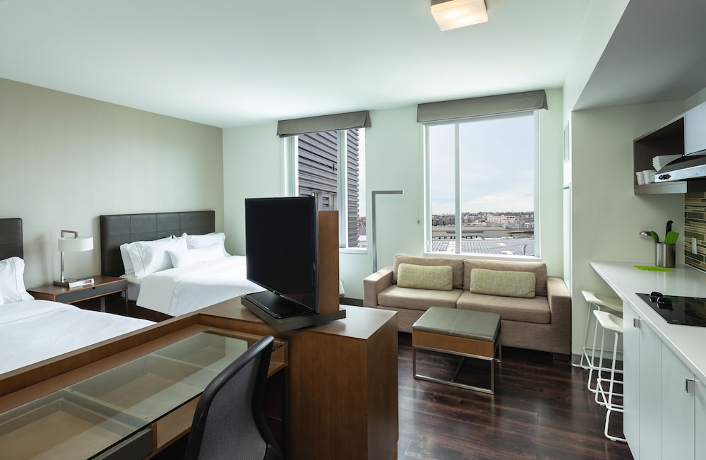 Element by Marriott Boston Seaport District - photo 9