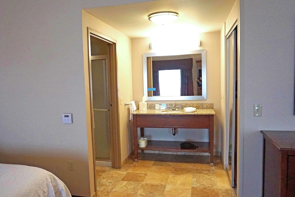 Hampton Inn Waynesburg - photo 29