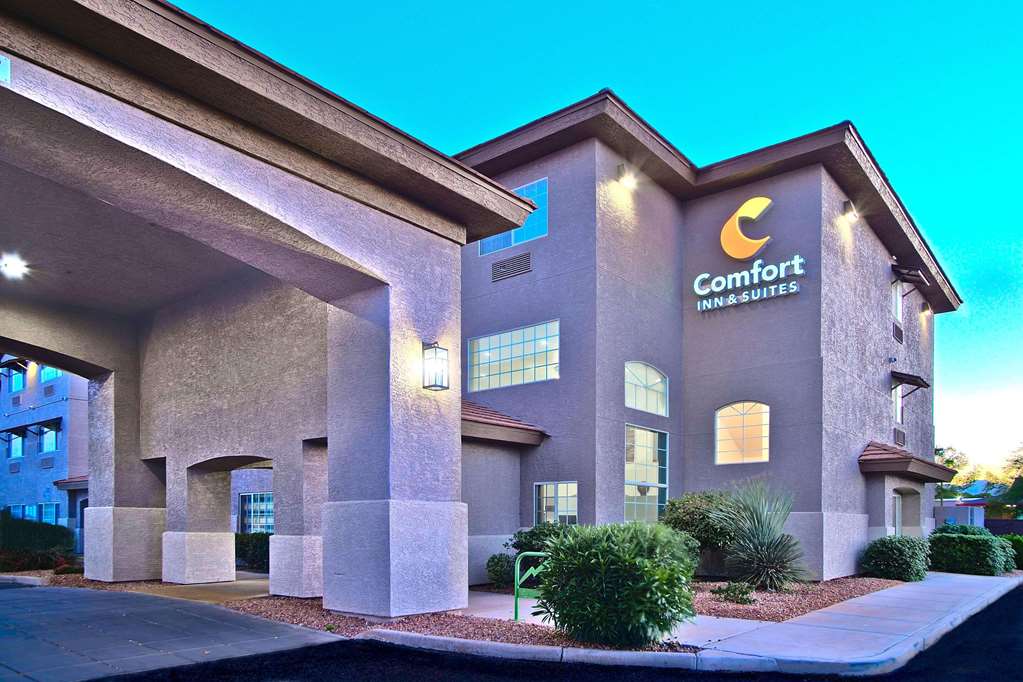 Comfort Inn & Suites Sierra Vista Near Ft Huachuca - featured photo