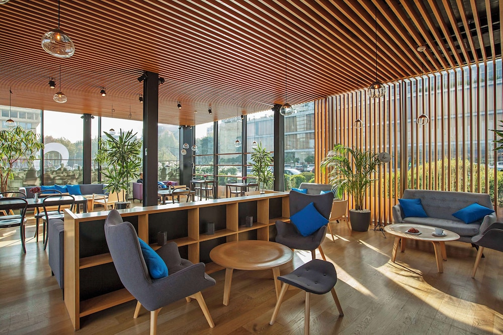 מזון ומשקאות