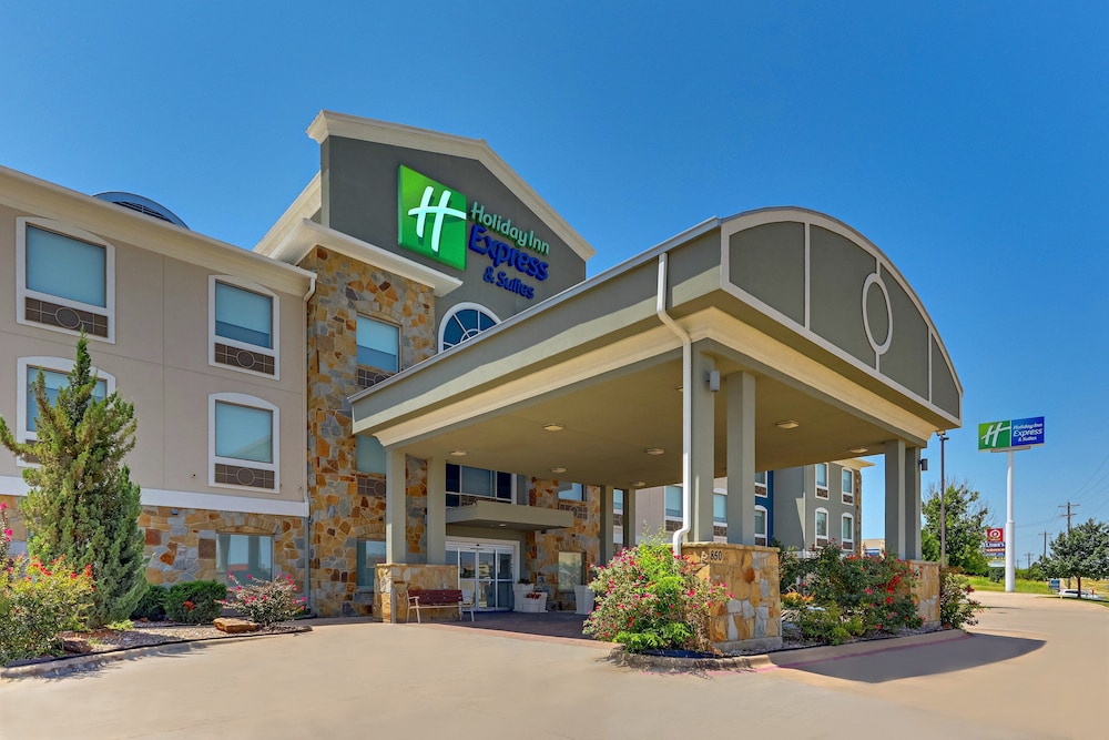 Holiday Inn Express Hotel & Suites Weatherford an IHG Hotel - featured photo