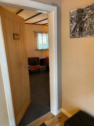 Lochindaal Hotel — hotel near Islay Airport
