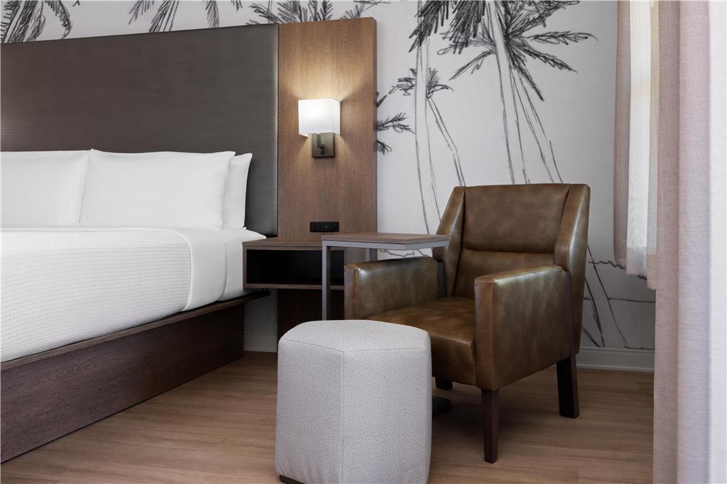 Best Western Plus Pepper Tree Inn - photo 31