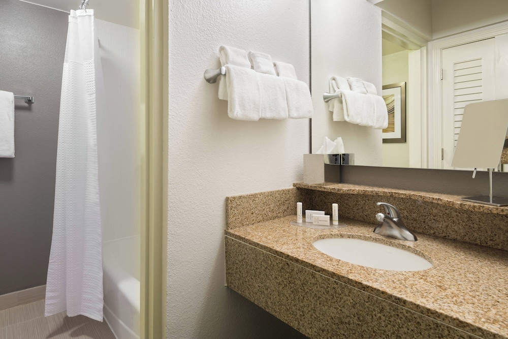 Courtyard by Marriott Wilmington Wrightsville Beach - photo 19