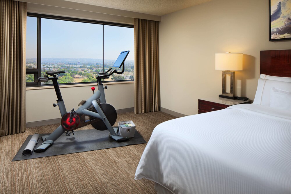 The Westin Los Angeles Airport - photo 17