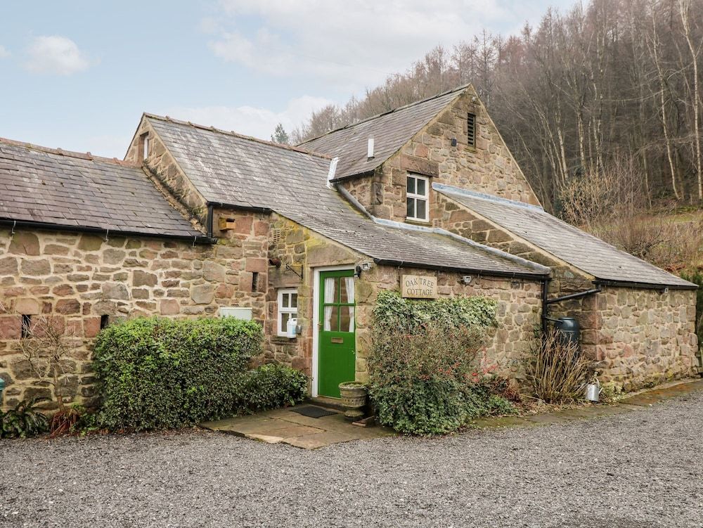 Oak Tree Cottage Matlock — 4-Star Luxury Hotel in Matlock, United Kingdom