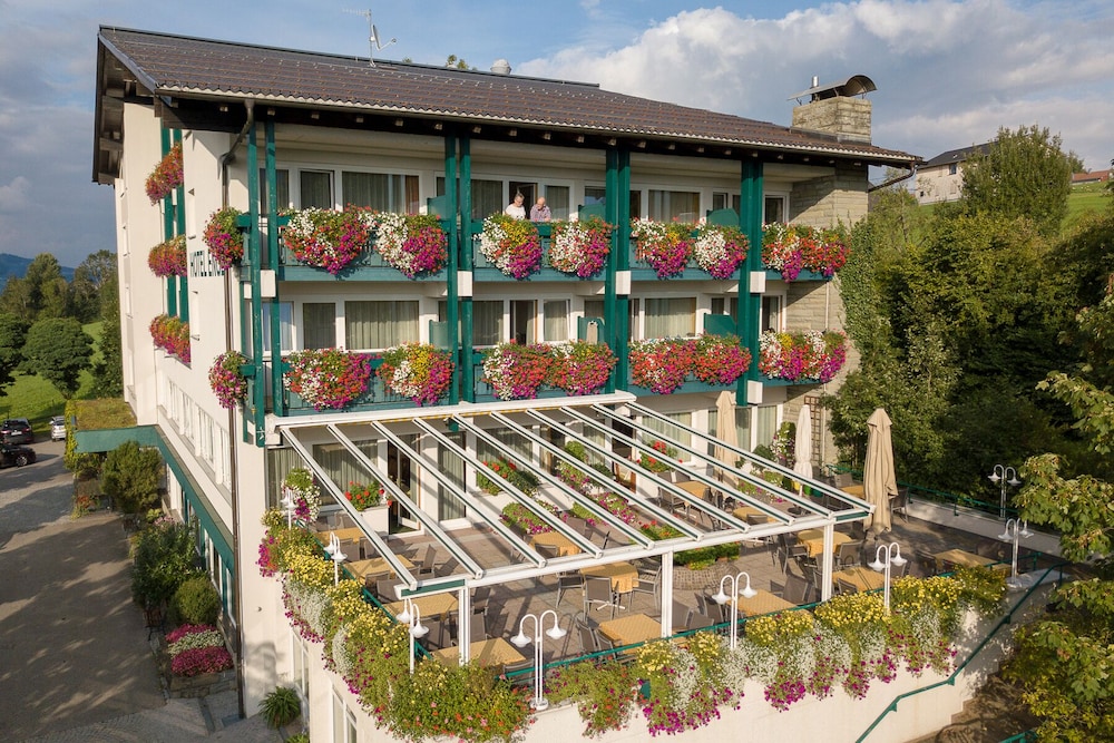Hotel Engel — hotel in Alberschwende