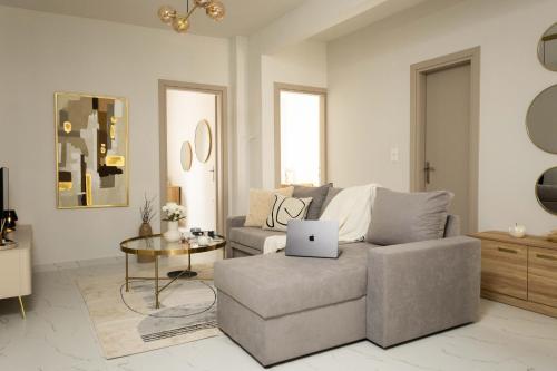 Modern Warmth Designed for Rest & Flow — 4-Star Luxury Hotel in Thessaloniki, Greece