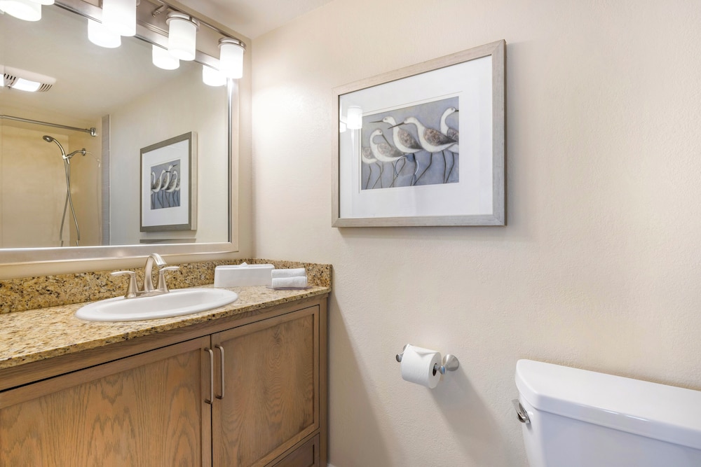 Hilton Vacation Club Riviera Beach & Shores CA - photo 57