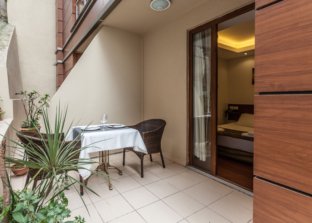 Büyükada Comfort Hotel — Adalar — photo 5