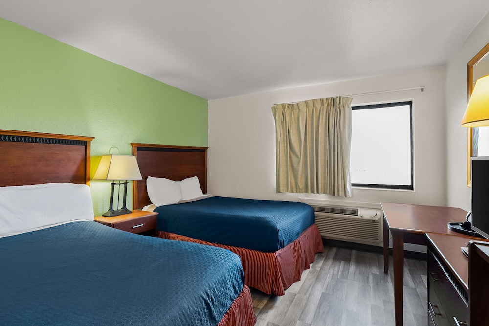 Americas Best Value Inn Lincoln Airport - photo 12