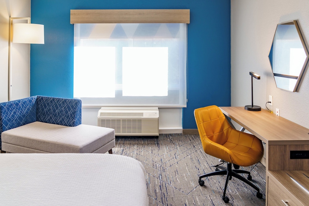 Holiday Inn Express Hotel & Suites Raleigh SW NC State by IHG - photo 23