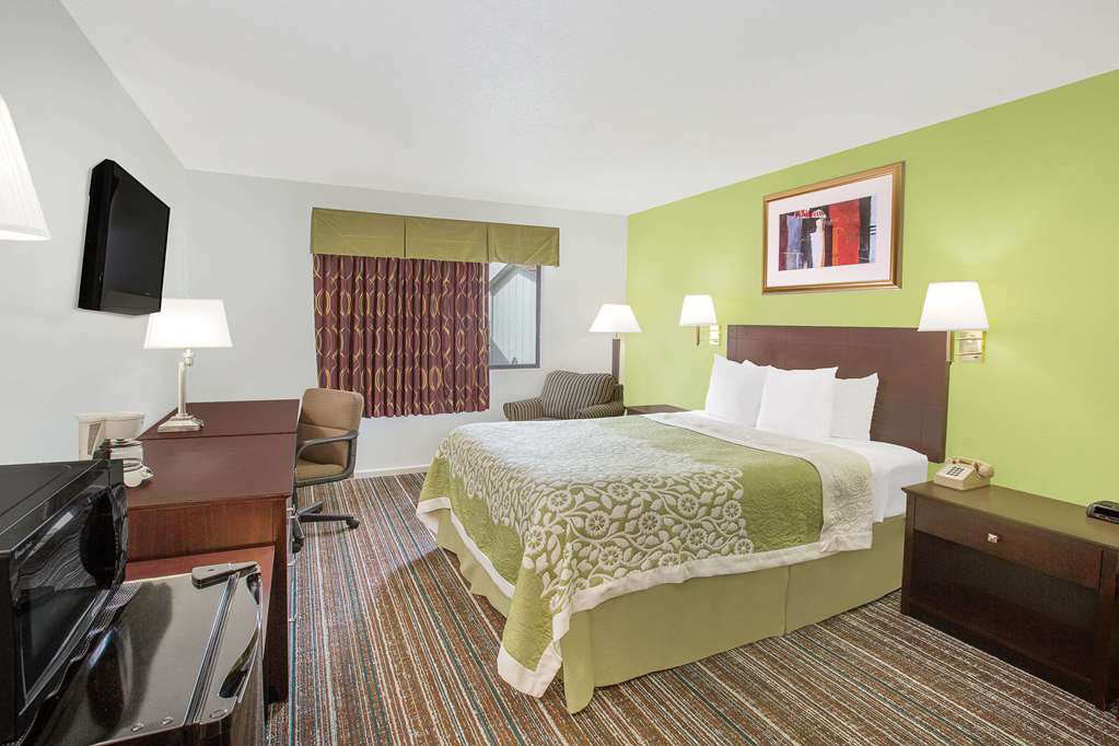 Days Inn by Wyndham York - photo 10
