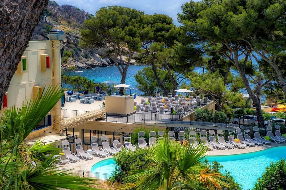 Club Vacanciel de Carry le Rouet - carbon neutral hotel in Carry-Le-Rouet