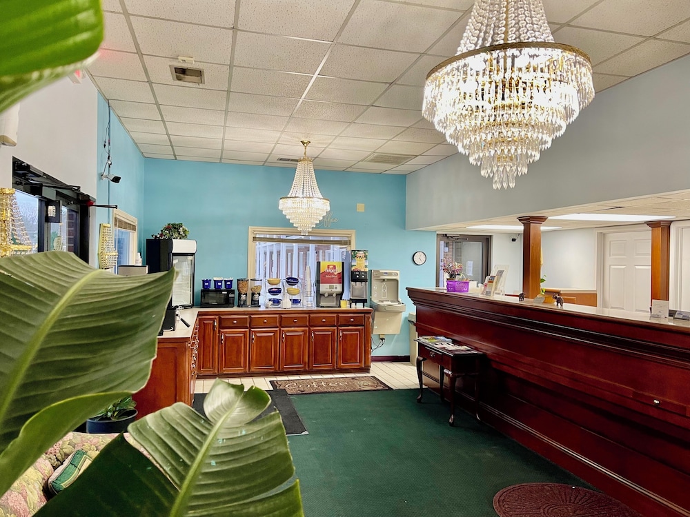 Hamilton Inn Jonesville NC - photo 34