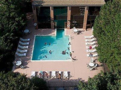 Crowne Plaza - photo 2