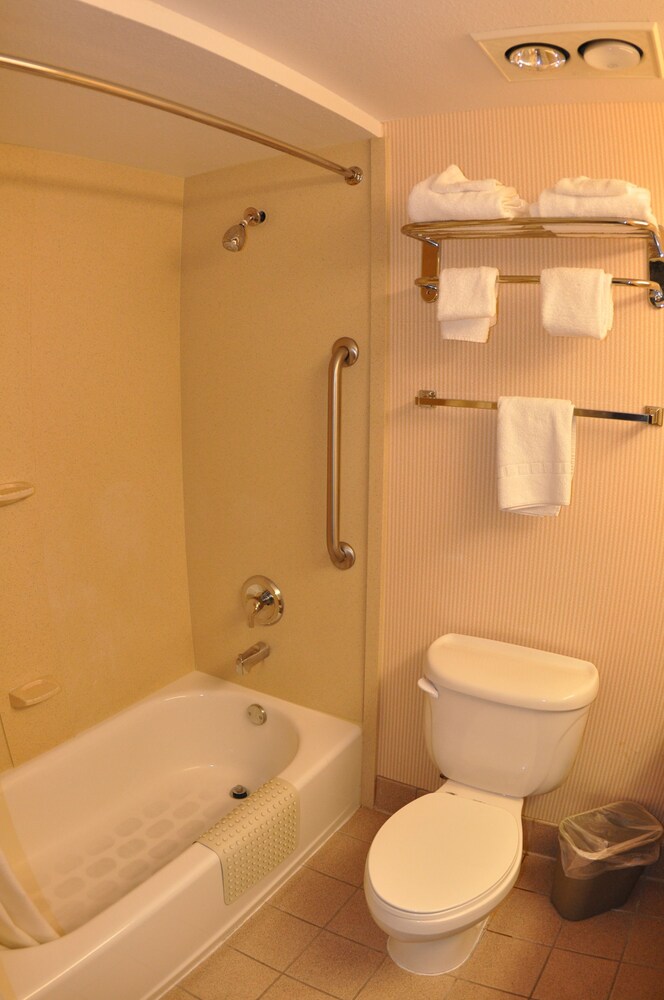 SureStay Hotel by Best Western Castro Valley - photo 25