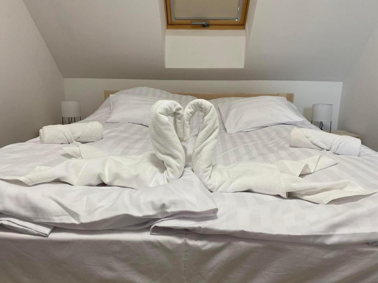 Jókai Apartmanház Hajdúszoboszló — 4-Star Luxury Hotel in Hajduszoboszlo, Hungary
