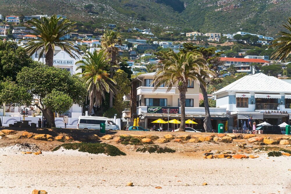 Apartments on the Bay Camps Bay — 4-Star Luxury Hotel in Cape Town, South Africa