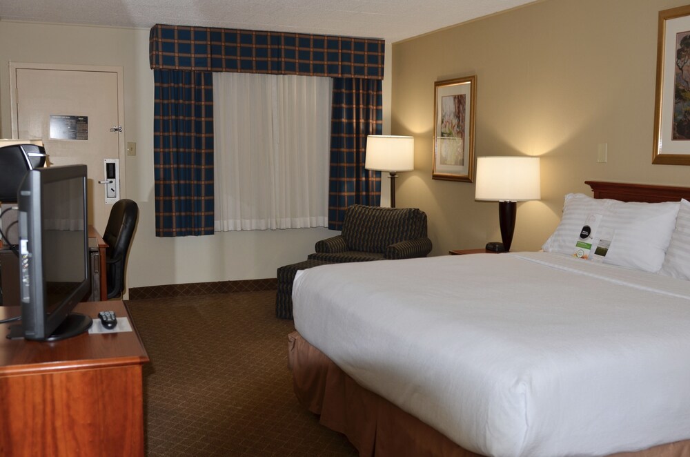 Clarion Inn Frederick Event Center - photo 9