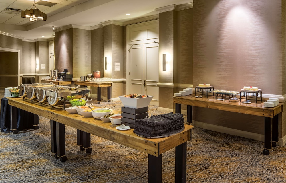 Hilton Alexandria Old Town - photo 79