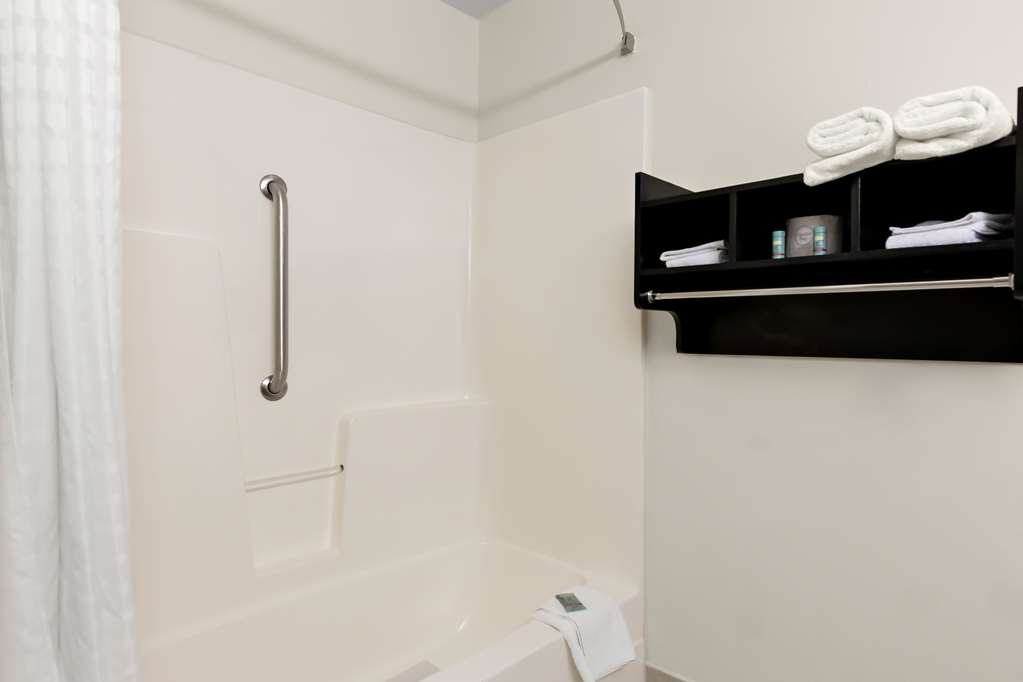 Best Western Saluki Inn - photo 32