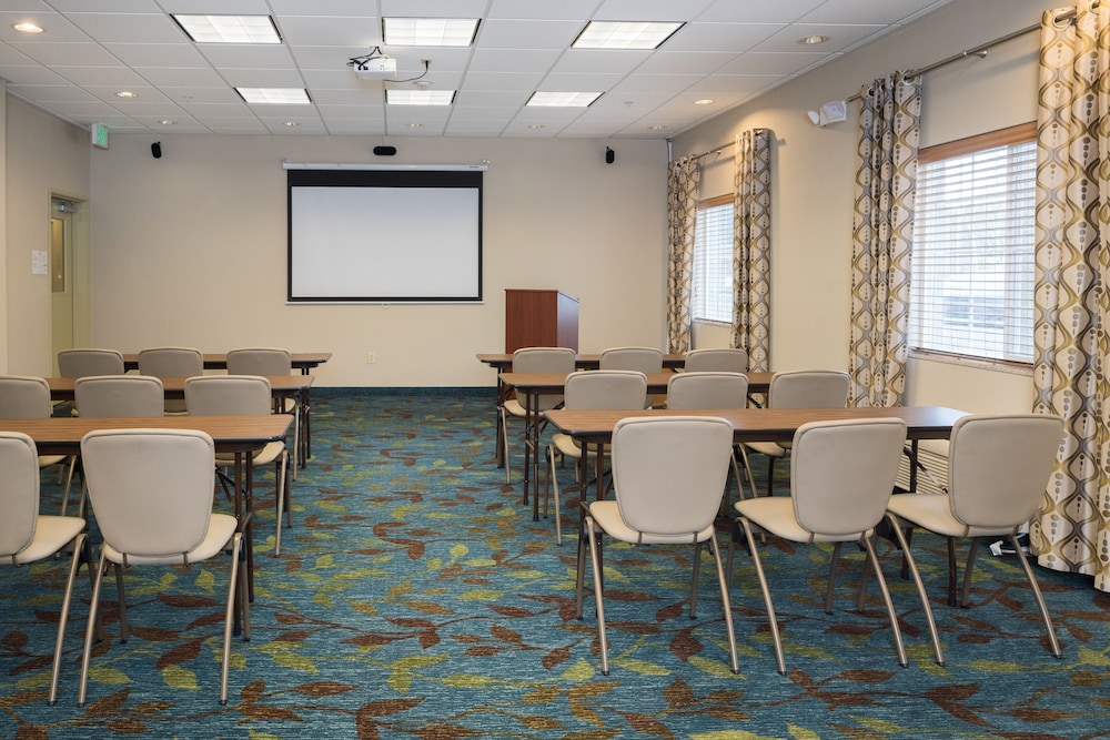 Candlewood Suites Olympia Lacey by IHG - photo 27