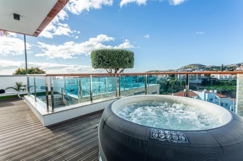 Moradia Vista Atlântico in Funchal, Portugal