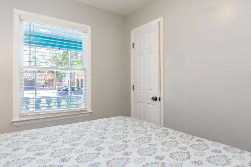 Nanas Nest by Oak Island Accommodations - photo 42