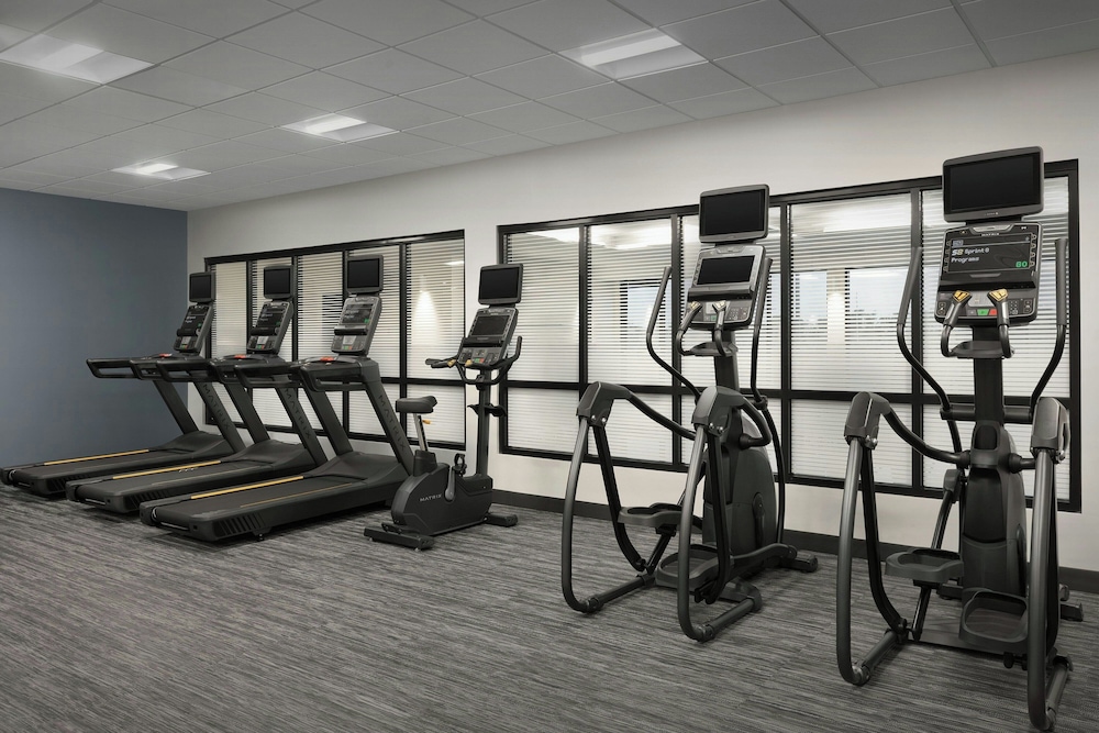 TownePlace Suites by Marriott Sikeston - photo 33