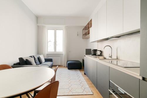 GuestHost Stazione Centrale Sleek Apartment — 4-Star Luxury Hotel in Milan, Italy