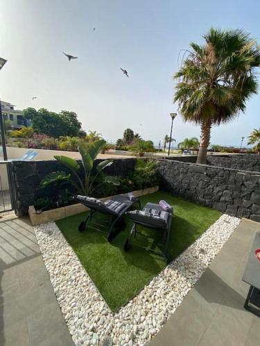 Amazing Luxury Seafront Villa near Golf & Ocean — 4-Star Luxury Hotel in San Miguel De Abona, Spain