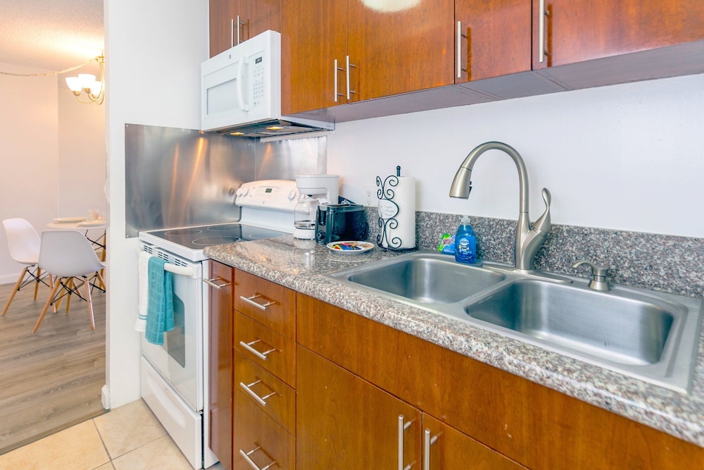 Sea Shore Vibes in 1br W Mountain Views - photo 33