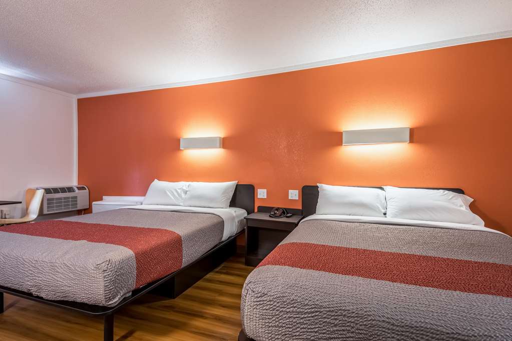 Motel 6 Schenectady NY - photo 16