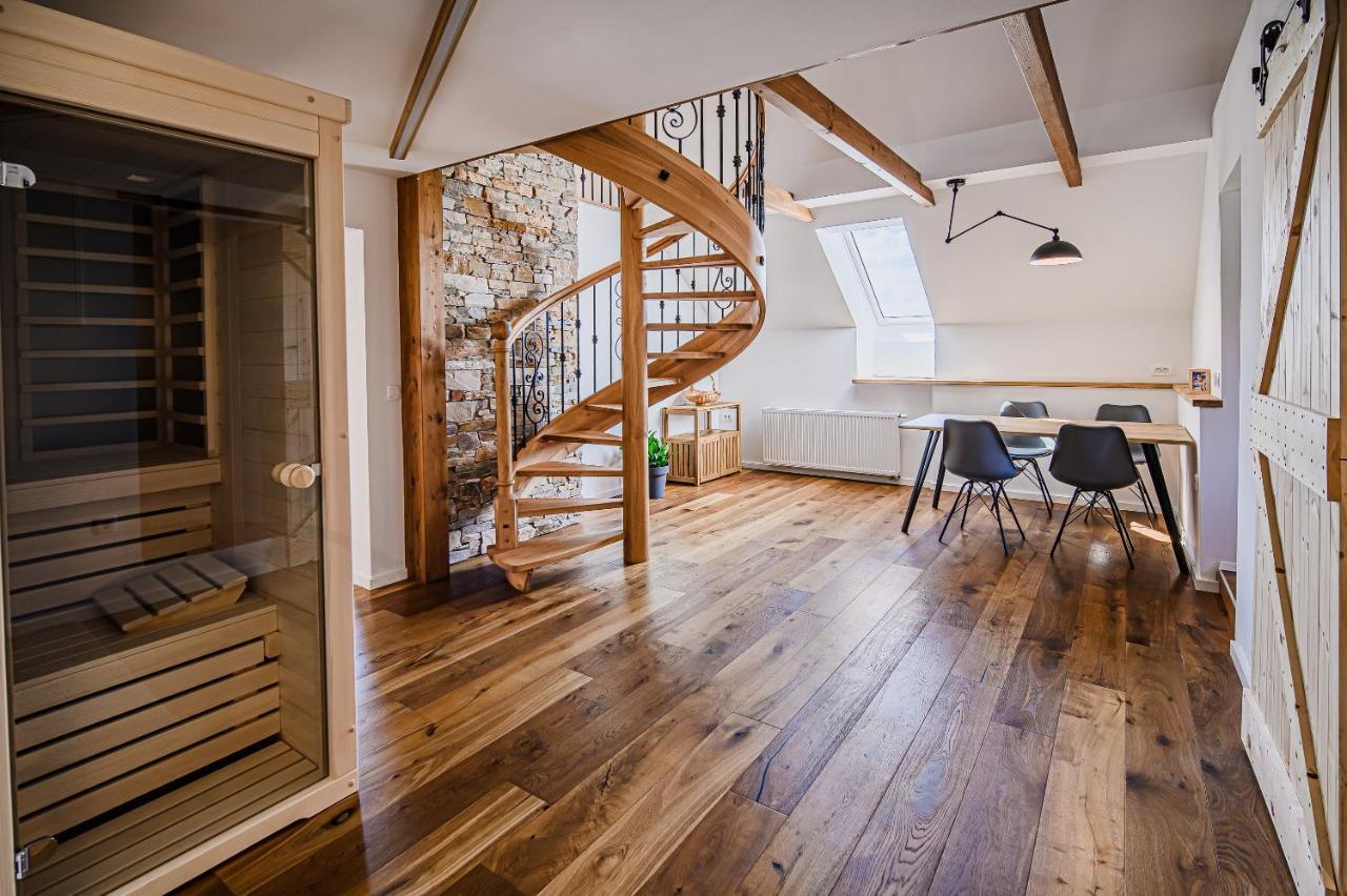 Mountain View Apartment with Sauna — 4-Star Luxury Hotel in Cerklje Na Gorenjskem, Slovenia