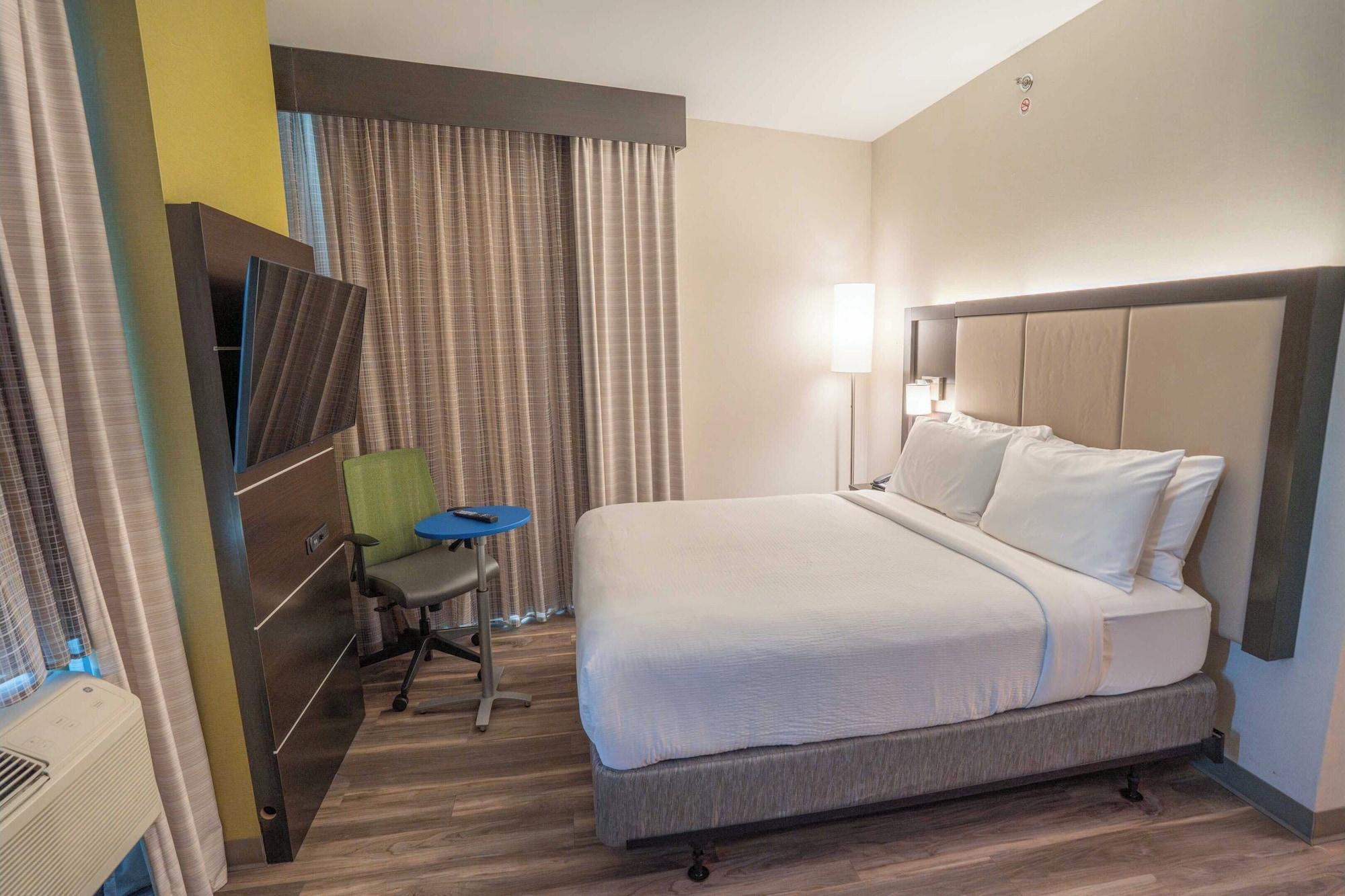 Holiday Inn Express Long Island City E New York by IHG - photo 27