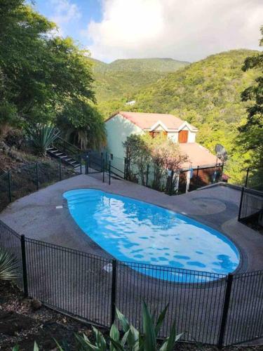 Duplex Toti la TropicalKaz Guadeloupe — 4-Star Luxury Hotel in Bouillante, Guadeloupe