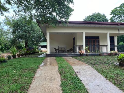 Green Haven Holiday Home — 4-Star Luxury Hotel in Anuradhapura, Sri Lanka