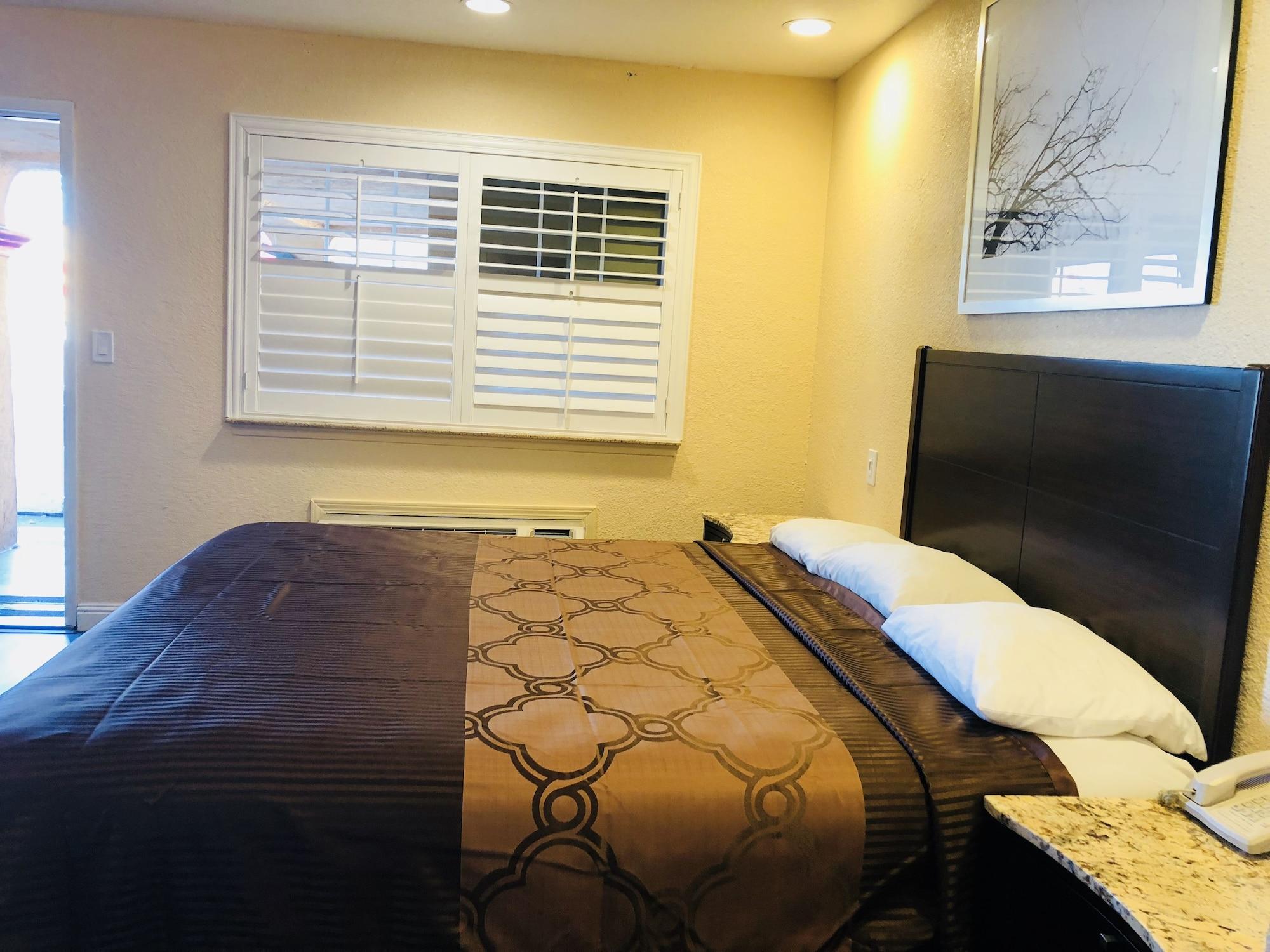 Bayshore Inn - photo 6