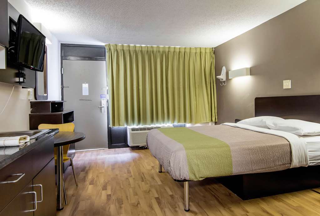 Studio 6 Extended Stay Lagrange GA - photo 12