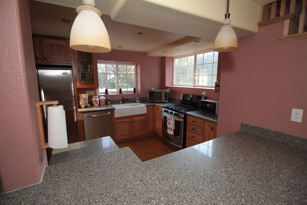 Bird Watcher Inn - photo 25