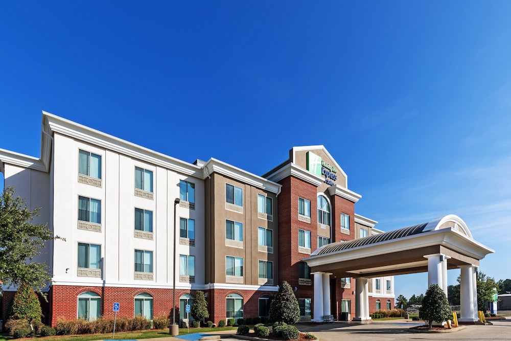 Holiday Inn Express & Suites West by IHG - photo 37