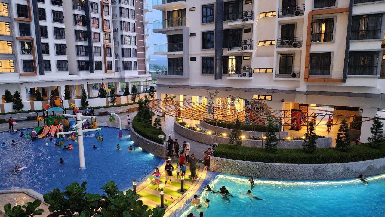 K Avenue with PS5 and Pool View by JH Project — 4-Star Luxury Hotel in Kota Kinabalu, Malaysia