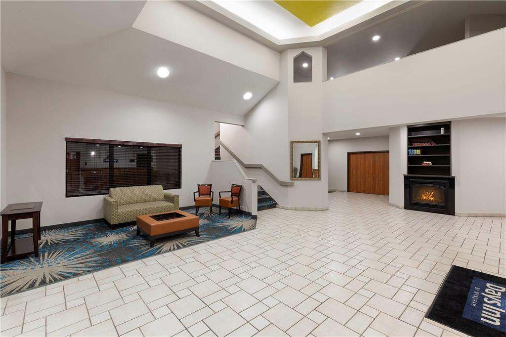 Days Inn by Wyndham Tulsa Central - photo 6