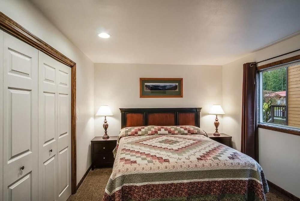 Pend Oreille Shores Resort E26 2 Br Condo - photo 3